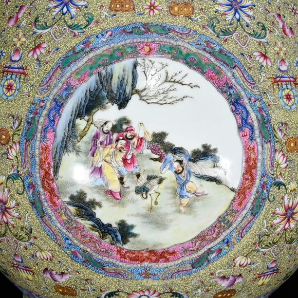 北京唐潮拍賣有限公司古月軒琺瑯彩人物故事紋獸耳尊