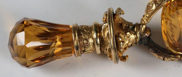 TooveysA 19th century gold mounted citrine triple-sided rotating seal, engr