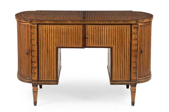 DreweattsY AN UNUSUAL ROSEWOOD AND SATINWOOD DESK, POSSIBLY BY AN éMIGRé MAKER, LATE 18TH OR EARLY 19TH CENTURY