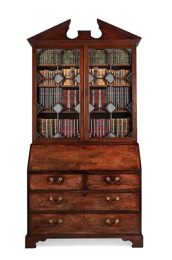 DreweattsA FINE GEORGE III MAHOGANY BUREAU BOOKCASE, IN THE MANNER OF THOMAS CHIPPENDALE, CIRCA 1770