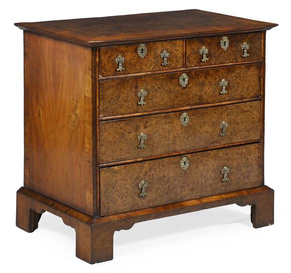 DreweattsA WILLIAM III WALNUT AND BURR WALNUT CHEST OF DRAWERS, CIRCA 1700