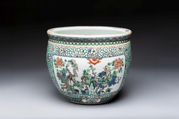 Rob Michiels AuctionsA Chinese famille verte 'Phoenixes and Mountainous Landscape' fish bowl or jardinière, 19th C.