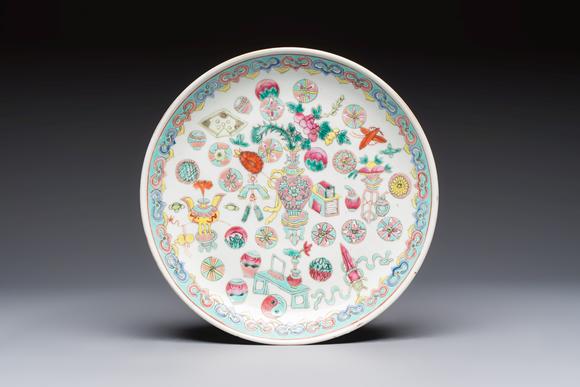 Rob Michiels AuctionsA pair of Chinese famille rose 'Antiquities' covered vases and a dish, 19th C.