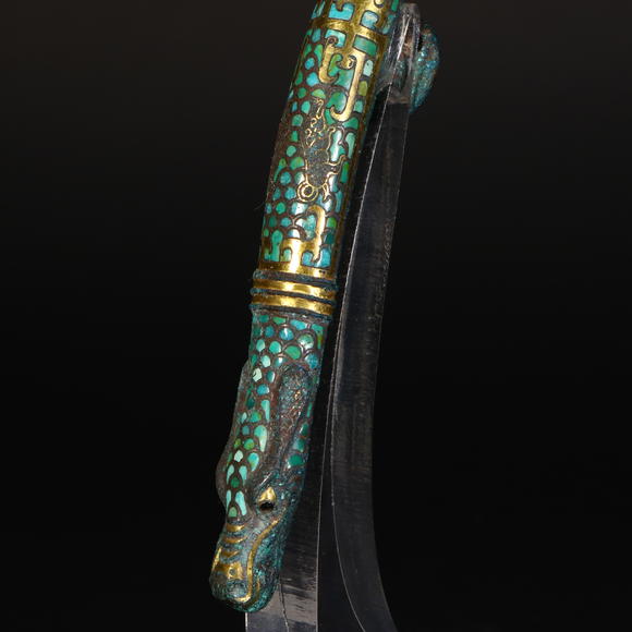 春和美術(shù)戰(zhàn)國(guó) 銅錯(cuò)金銀嵌綠松石龍首帶鉤