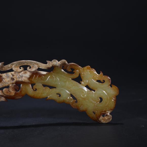 春和美術(shù)戰(zhàn)國鏤雕雙龍玉璧