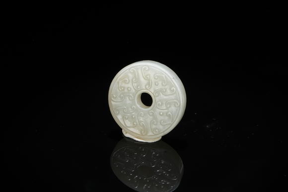 北京懋隆拍賣清 玉連溝紋璧
