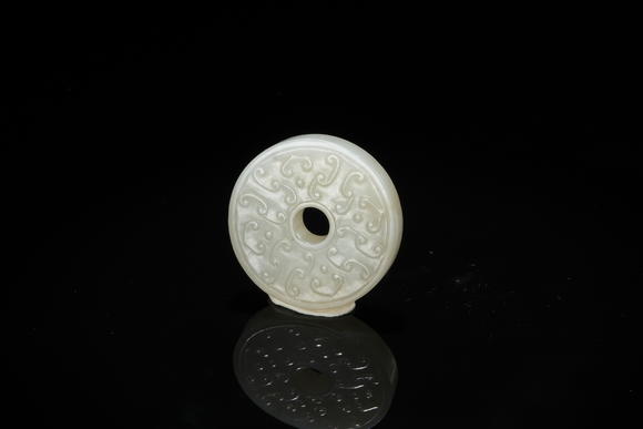 北京懋隆拍賣清 玉連溝紋璧