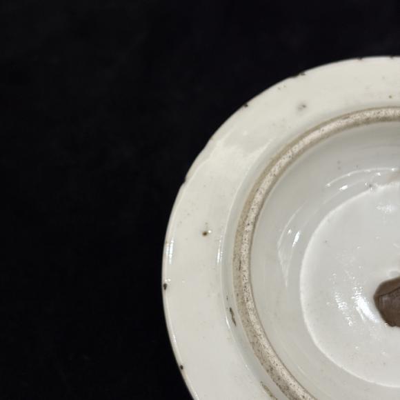 南京十竹齋粉彩花鳥紋壯罐兩件