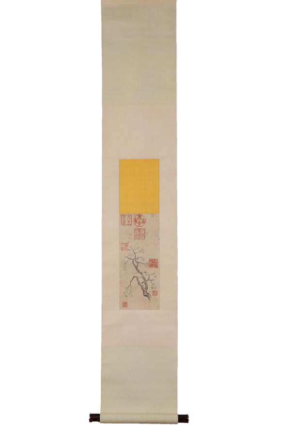 萬領(lǐng)國際乾隆  梅花