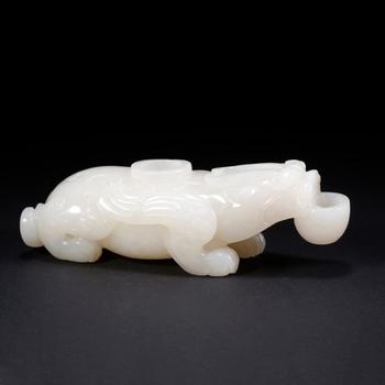 和田玉雕瑞獸形水盂