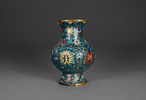 三杉美術(shù)|三杉美術(shù)2026年荷風(fēng)拾珍藝術(shù)品拍賣會(huì)明 掐絲琺瑯纏枝花卉紋瓶