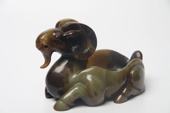 蘭亭古美術(shù)オークション隋代 和闐玉羊洗