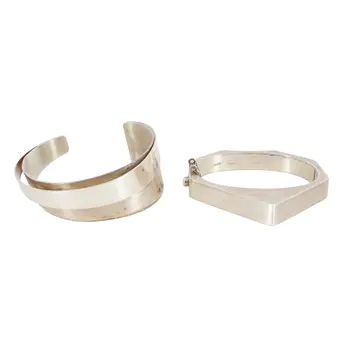 Modernist jewellery Two cuff bracelets