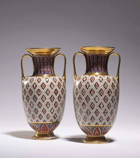 VERITAS Art AuctioneersA rare pair of Sèvres porcelain two-handled vases, carafe étrusque, 3ème grandeur