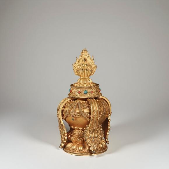 東京蕓術(shù)|2026東京蕓術(shù)競(jìng)売春季藝術(shù)品拍賣(mài)會(huì)明 銅鎏金摩尼寶瓶