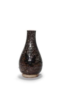 A Jizhou Kiln Splashed Black Glaze Vase, 12th–13th C Pr.