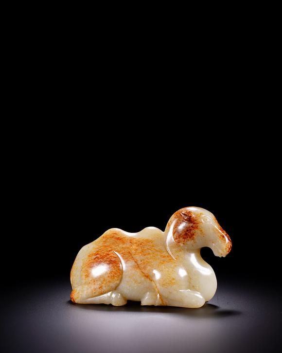 金澤美術(shù)和田玉沁色臥駝