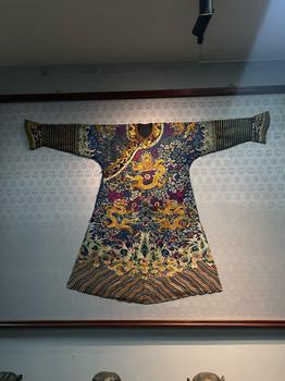 清代 緙絲龍袍