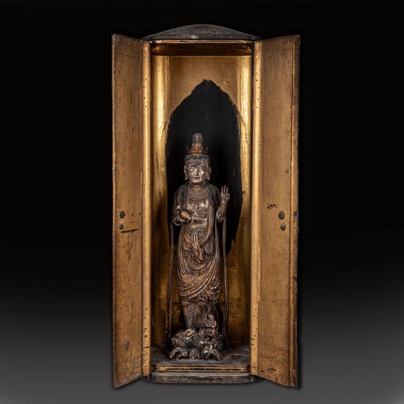 大阪美術(shù)商會(huì)|2026年大美會(huì)第三十六回夏季藝術(shù)品拍賣會(huì)江戶時(shí)期 黑漆廚子木雕觀音像