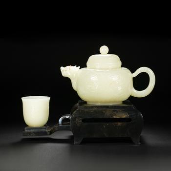 和田玉 龍紋壺杯一套