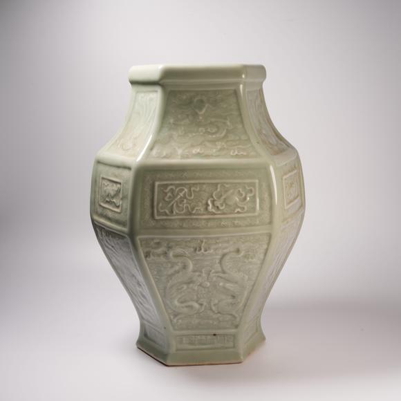 千美會(huì)|2026夏季拍賣第五次唐物セレクション龍泉青瓷雲(yún)龍紋六棱罐