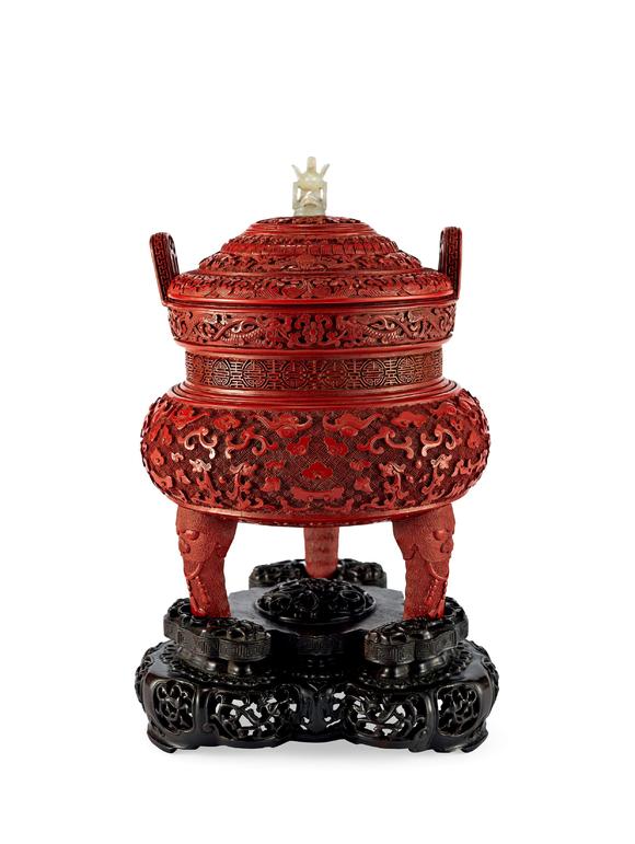 上氏拍賣清 乾隆 雲(yún)龍福壽紋剔紅鼎式爐