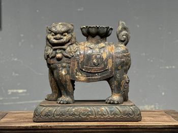 明以前 楠木獅子案頭