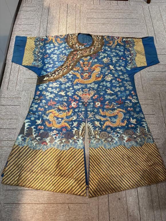 吉本株式會(huì)社清代 緙絲龍袍