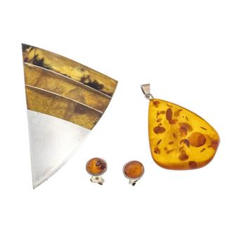 3-piece amber set in silver, brooch