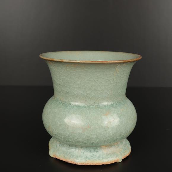 朱雀美術(shù)拍賣青瓷渣斗