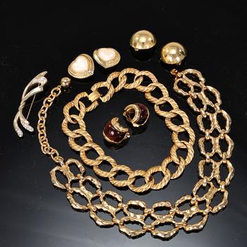 Group Of Vintage 80s Gold Tone Jewelry