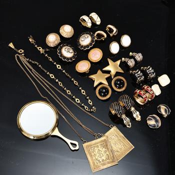Group Of Vintage 80s Costume Jewelry