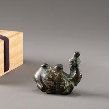 唐 錯銀臥駝銅鎮(zhèn)紙