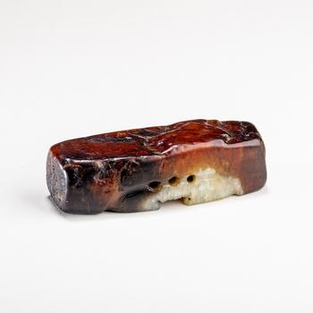 紅沁玉琴具