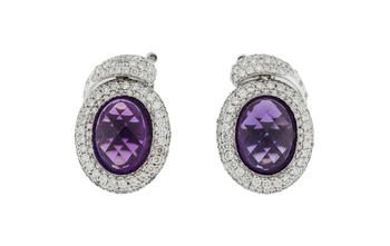 De Grisogono, paire de boucles d'oreilles réversibles or gris 750 pavées de diamants incolores et noirs entourant des améthystes