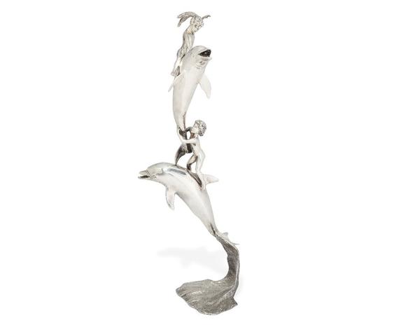 RoseberysA silver 'Dolphin Fountain' sculpture.?

Sponsor's mark of Lunts