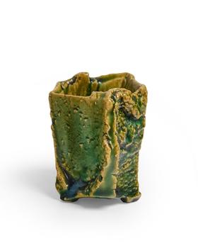 Shigemasa Higashide (b.1955)?

Faceted Oribe guinomi, 2023