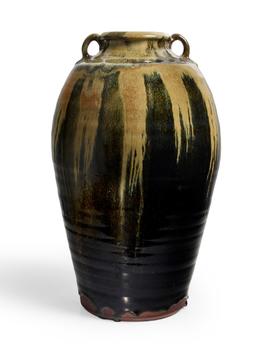 Mike Dodd (b.1943)?

Large vase with handles, late 20th ce