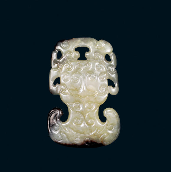 南京十竹齋墨玉巧雕斧形佩