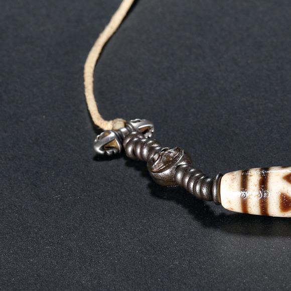 宋玛瑙天铁天珠