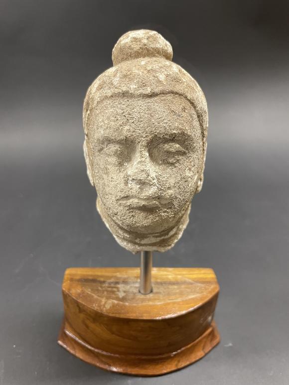 公元23世纪泥塑犍陀罗佛头