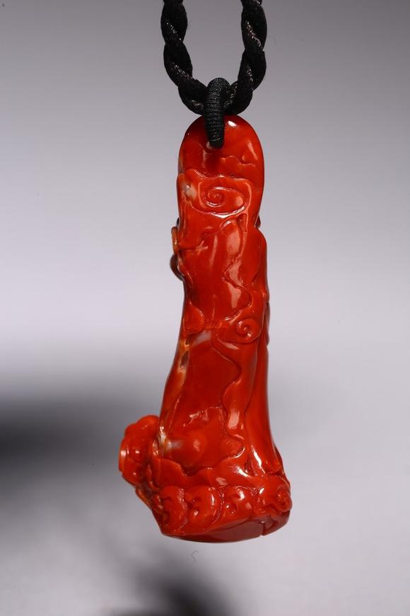 近代阿卡红珊瑚观音挂件