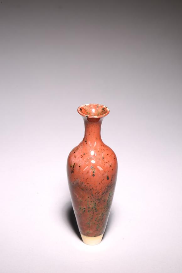 清康熙豇豆红柳叶瓶