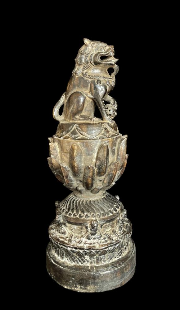 豹斑玉莲花形狮盖熏