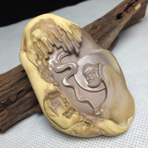 玛瑙阿拉善玉悟禅达摩吊坠