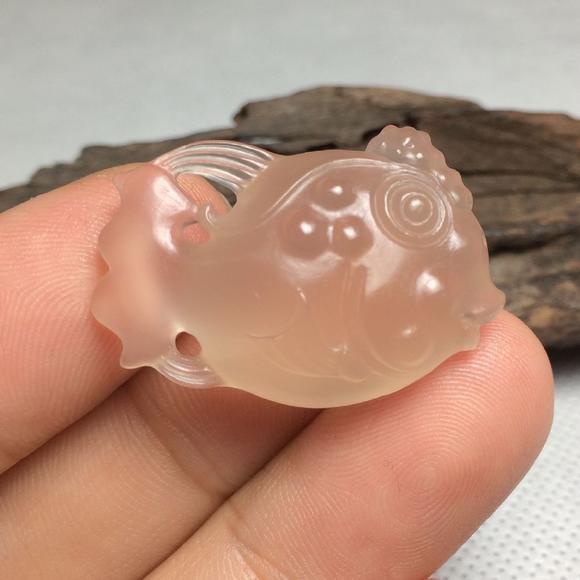 玛瑙阿拉善玉糖心玛瑙鱼年年有余吊坠