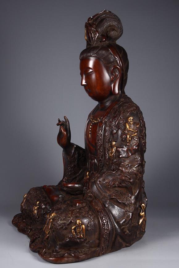 旧藏精铸紫铜胎鎏金观世音菩萨坐像