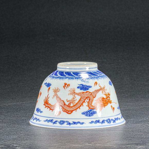 清时代养和堂制青花矾红碗