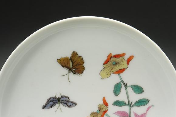 and butterfly design, yongzheng reign period, qing dynasty清雍正