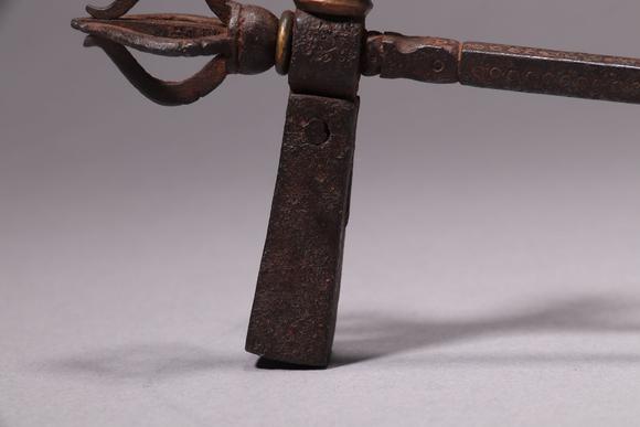明铁嵌铜五股金刚锤